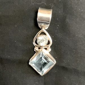 Blue topaz with 925 silver